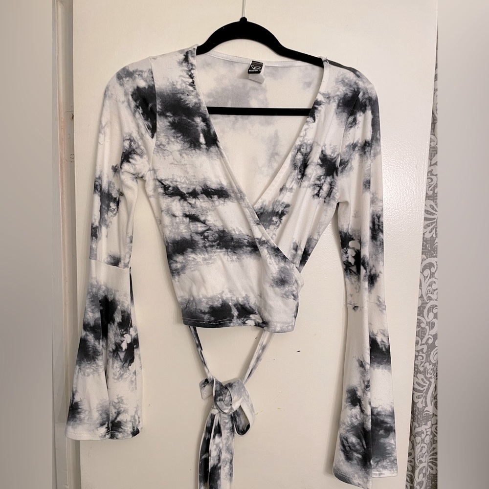 Tye Dyed flared long sleeve blouse .Size small